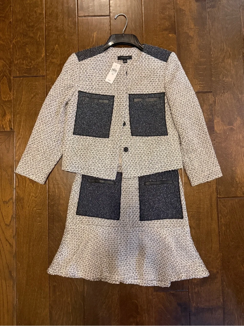 Two-Piece Tweed Skirt Suit Size 00 NWT